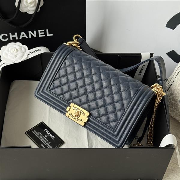 2026127214239772 700